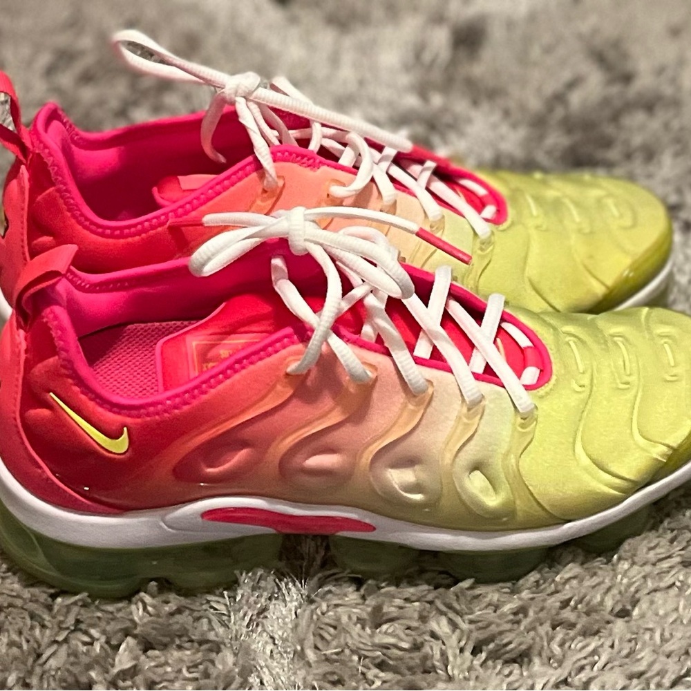 Women’s Nike Air Vapor Max Plus